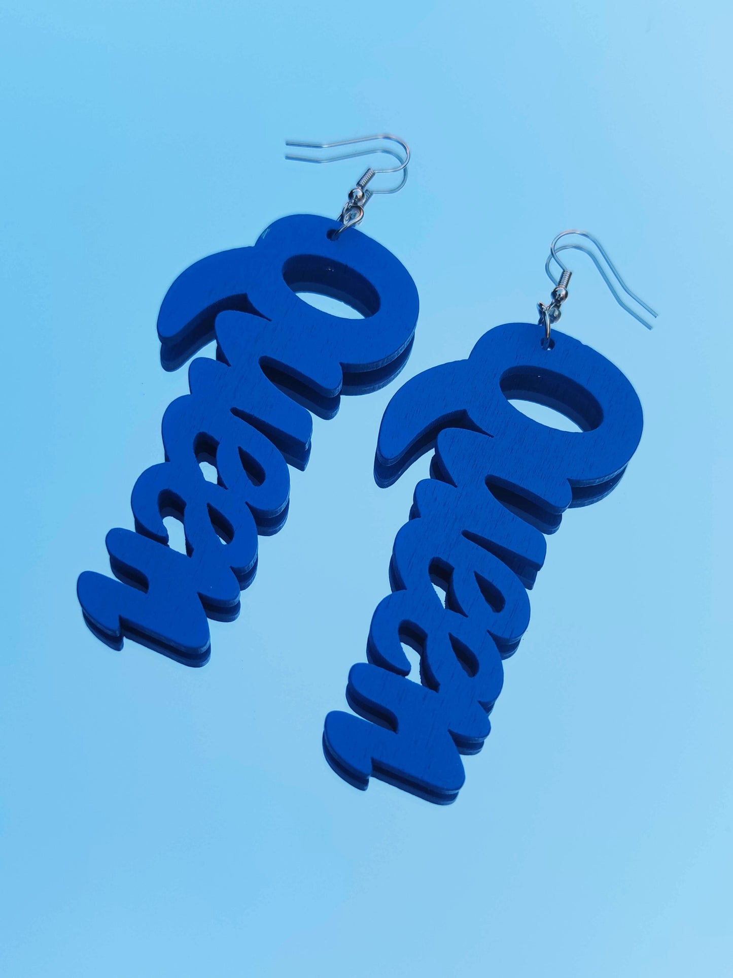 Boucles d'oreilles inscription queen reine en bois plusieurs couleurs-SQ6250771