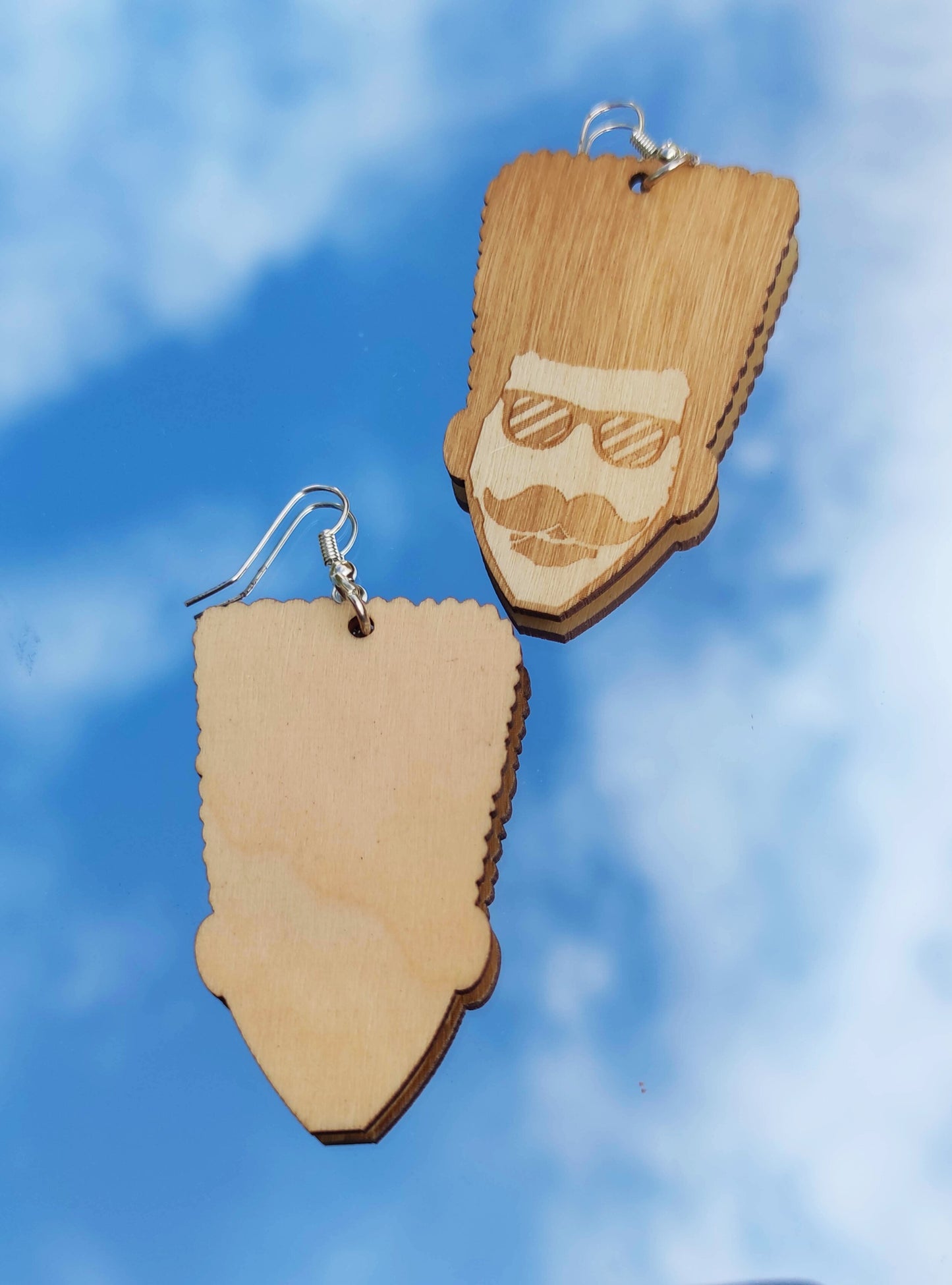 Boucles d'oreilles afro man homme coupe cheveux crépus flat top haircut en bois brut