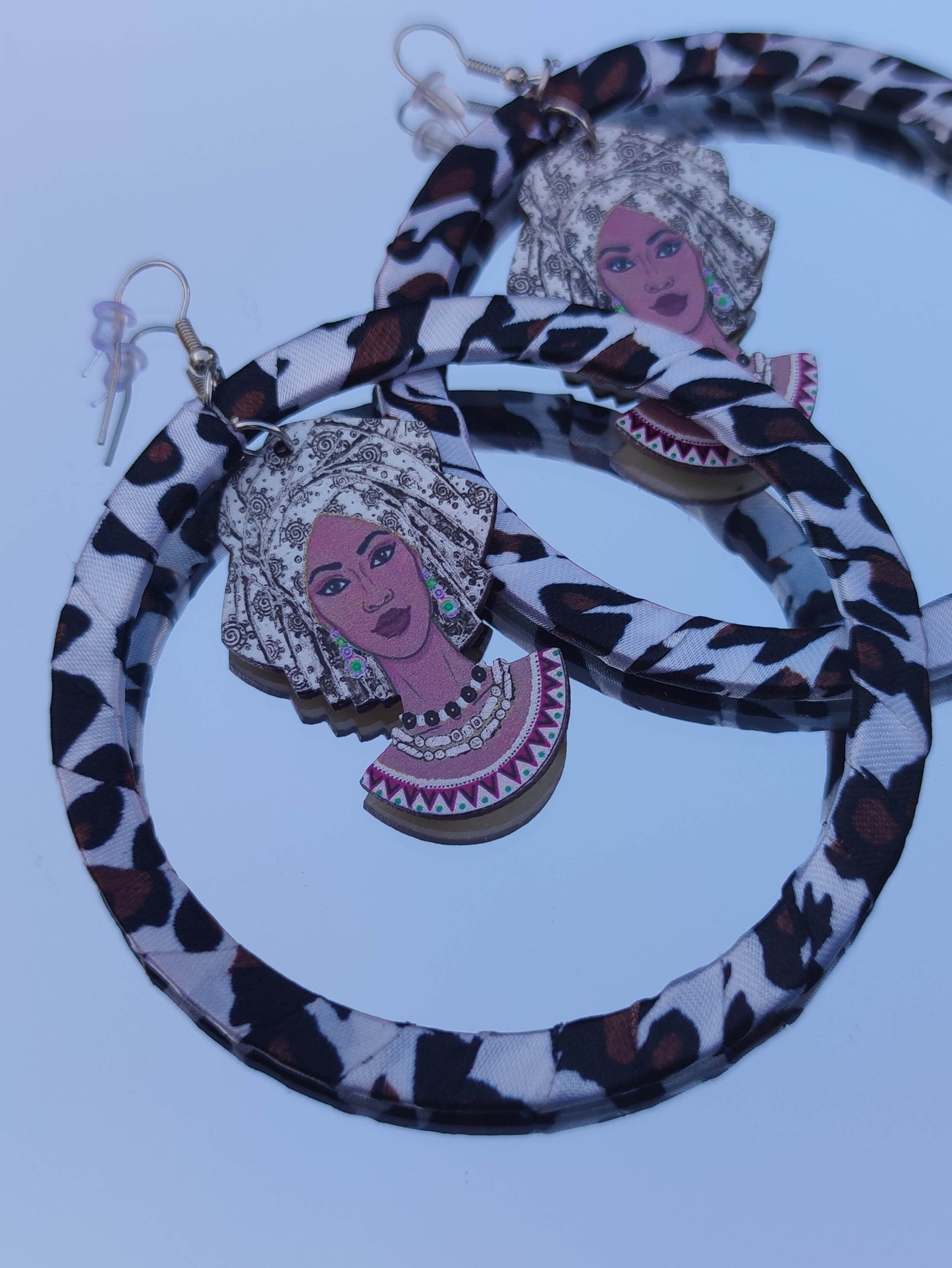 Boucles d'oreilles mode africaine - femme afro au turban tissu imprimé grandes créoles-SQ7783725