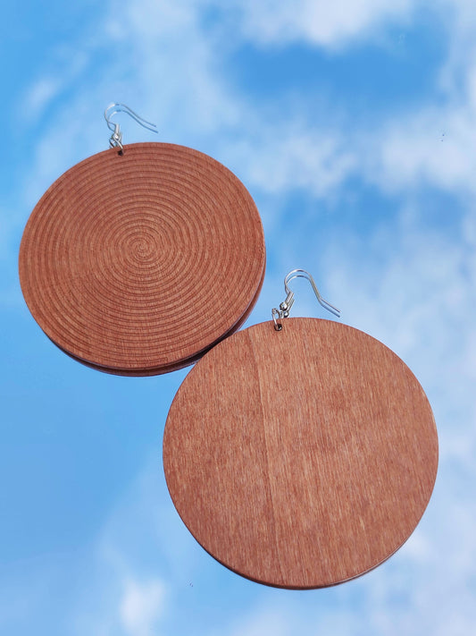 Grosses boucles d'oreilles créoles afro rondes en bois tribales inspiration zoulou massaï