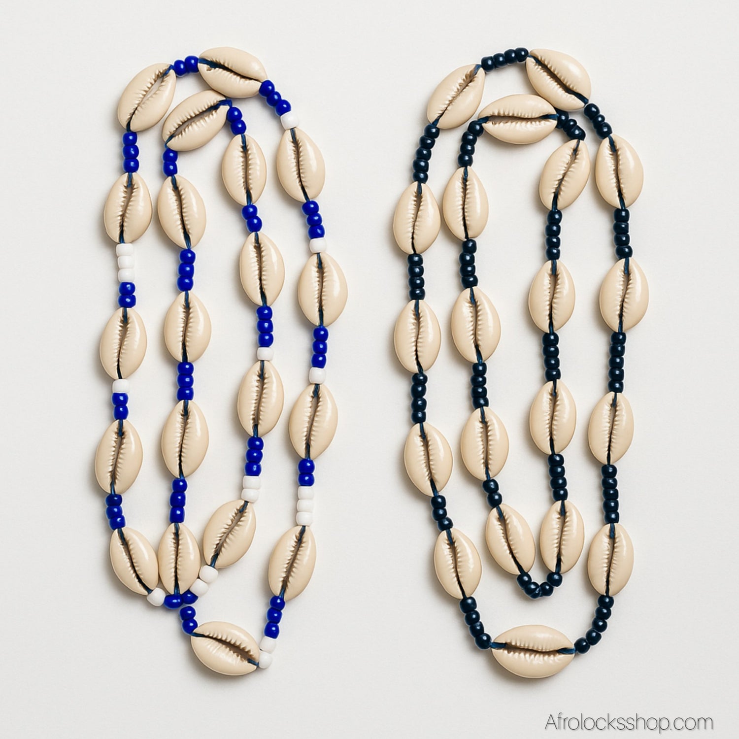 lot de longs colliers en cauris bleu et noir